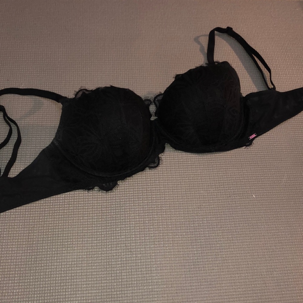 PINK “date push-up” bra